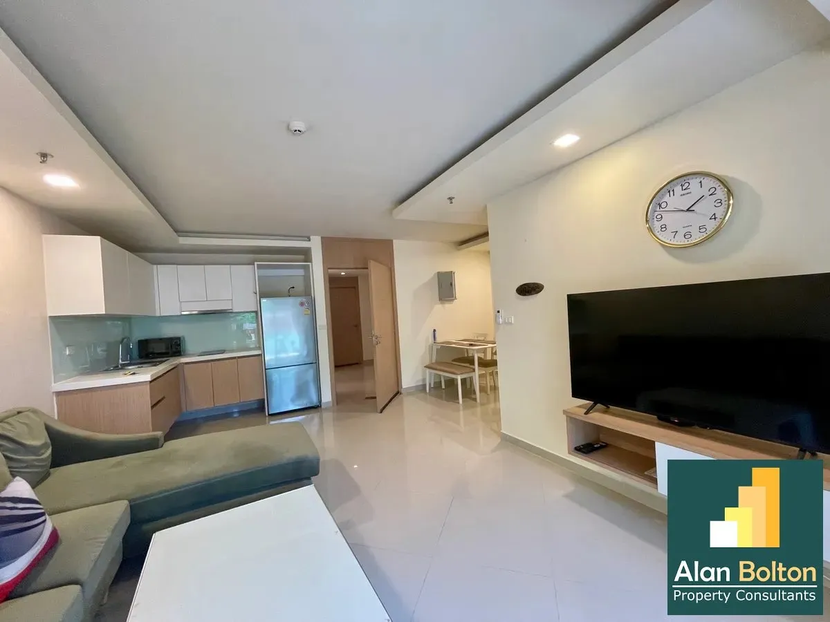 Beautifully Spacious 1 Bedroom 1 Bathroom Condo photo 8