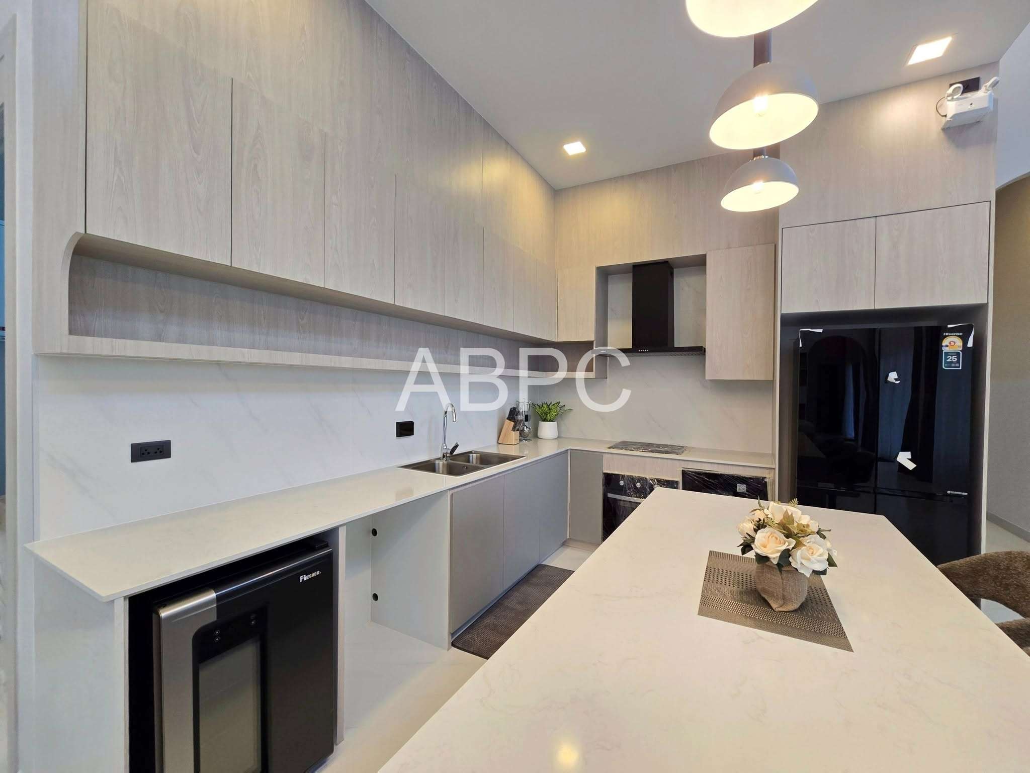 Modern Classic Villa For Sale in East Pattaya photo 10