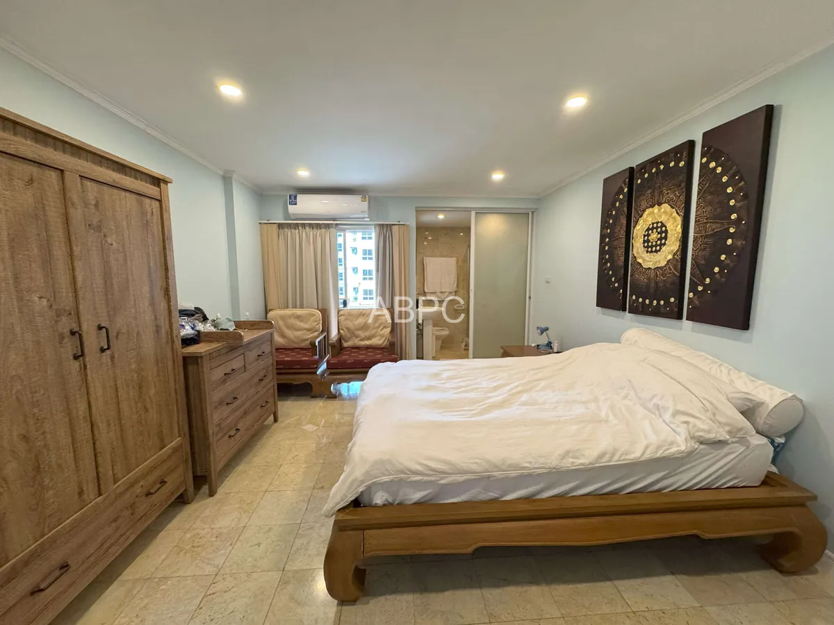 Spacious 3 Bedrooms 3 Bathrooms in Pratumnak photo 5