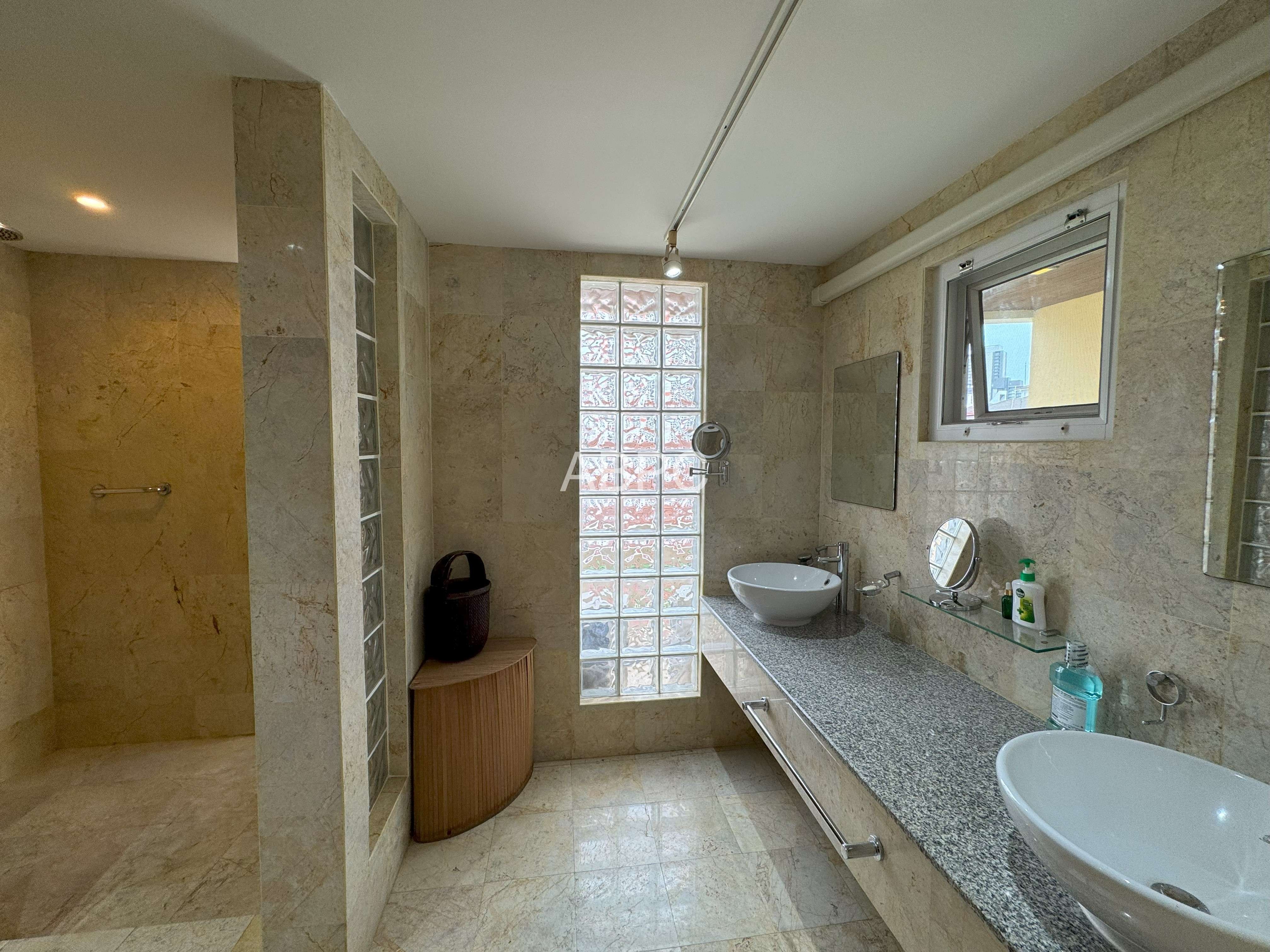 Spacious 3 Bedrooms 3 Bathrooms in Pratumnak photo 11