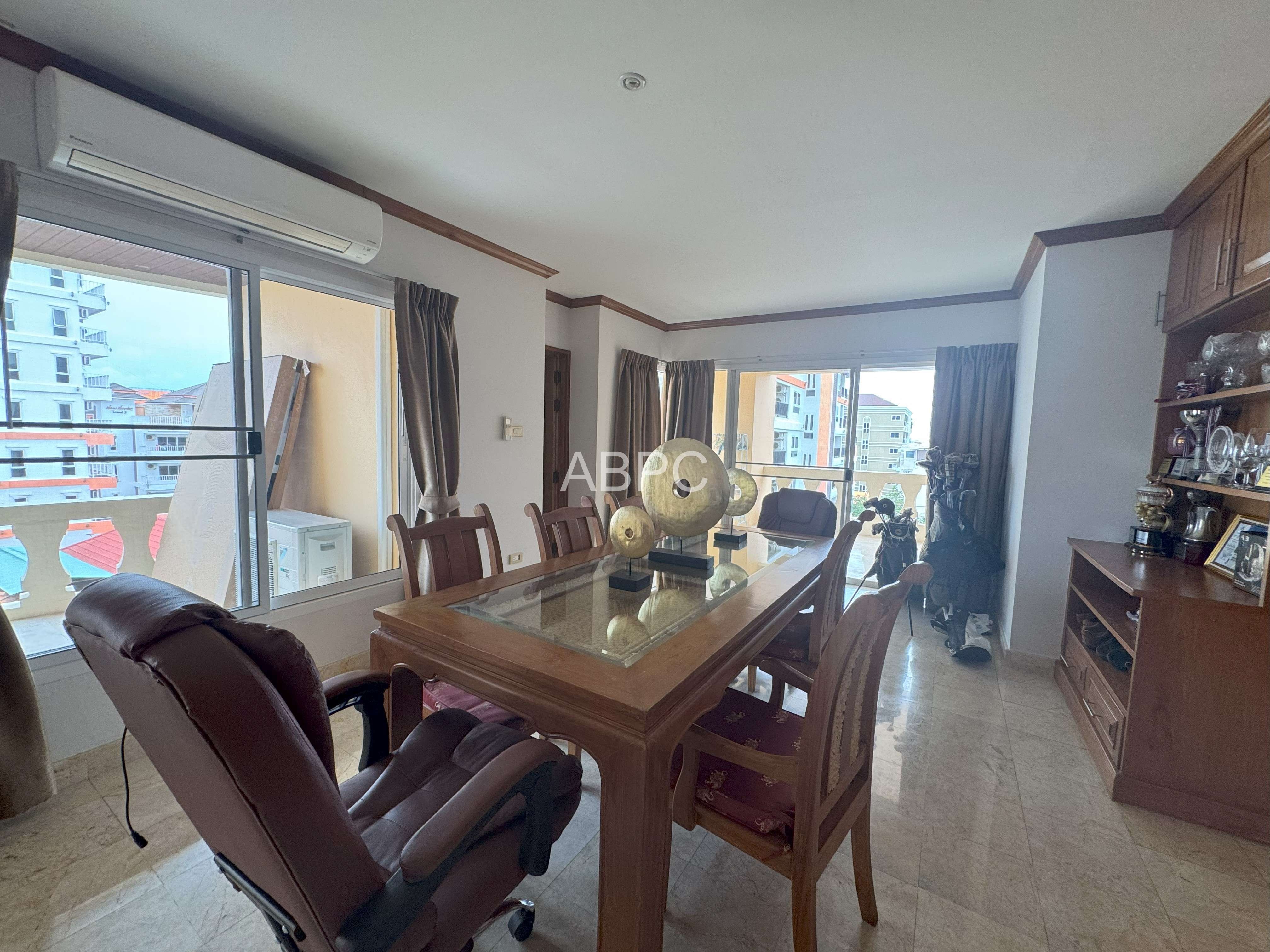Spacious 3 Bedrooms 3 Bathrooms in Pratumnak photo 9
