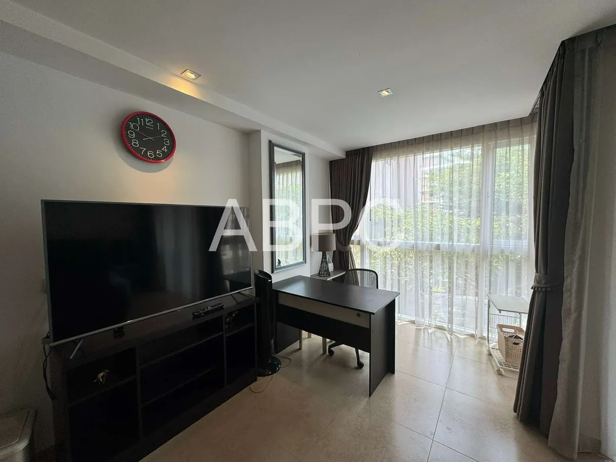 Studio Centara Condo photo 4