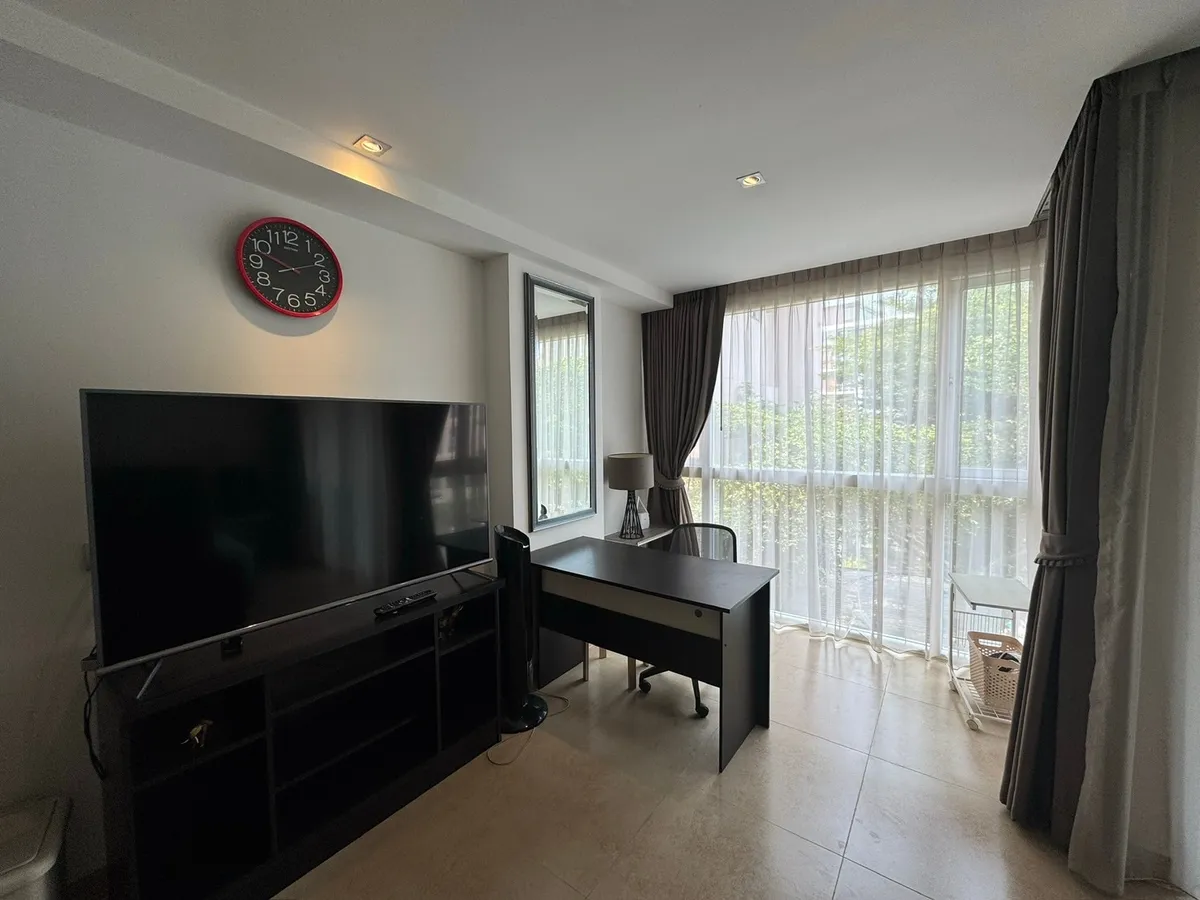 Studio Centara Condo photo 9