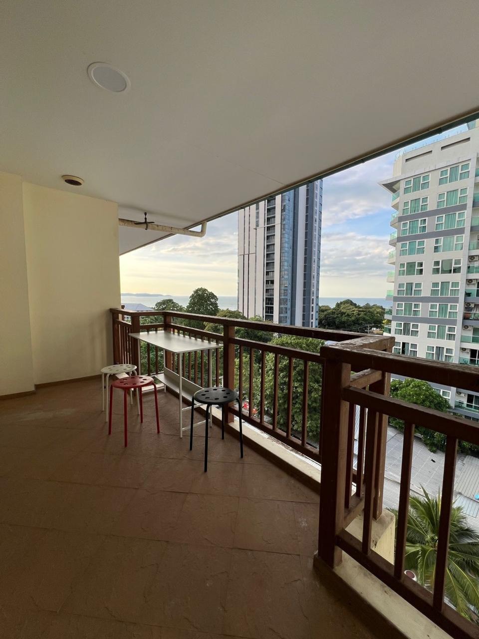 Ocean View Studio Condo In Pratumnak photo 10