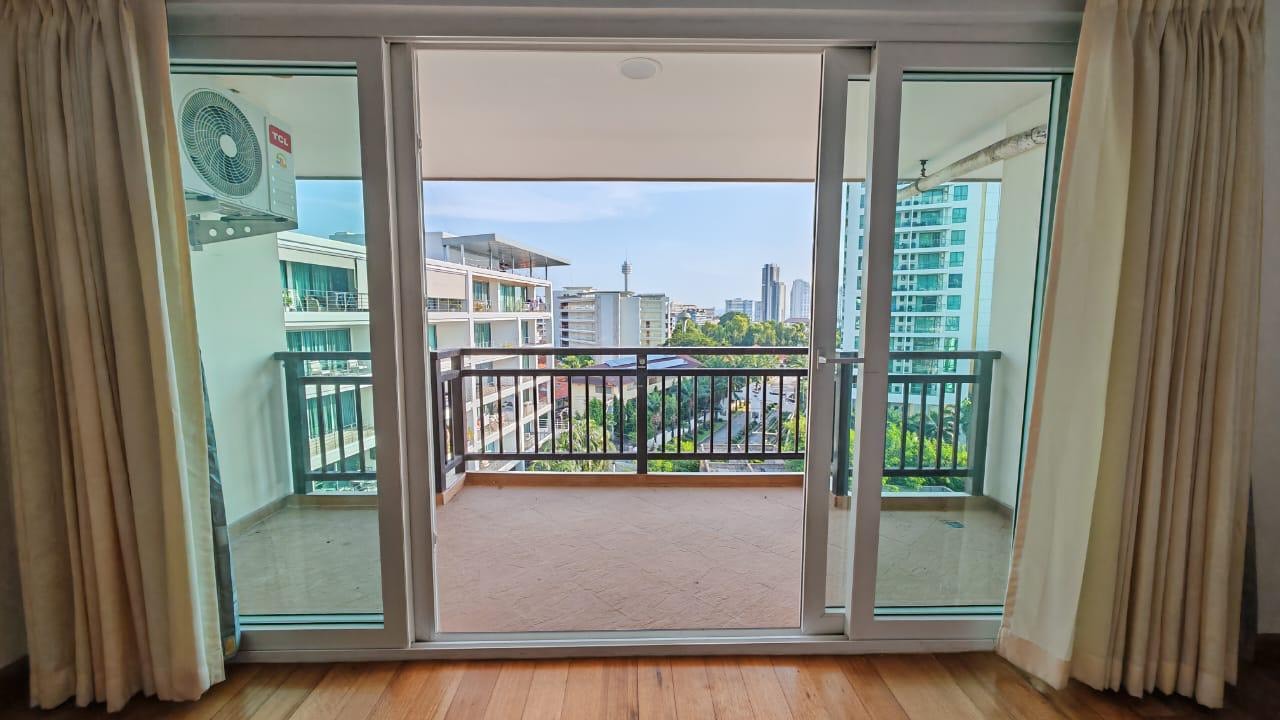 Large Ocean View Studio Condo In Pratumnak photo 9