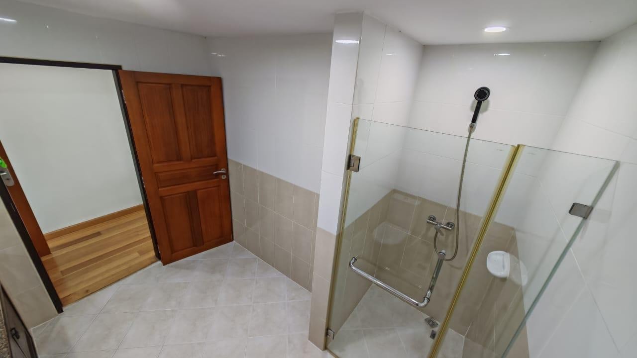 Large Ocean View Studio Condo In Pratumnak photo 11