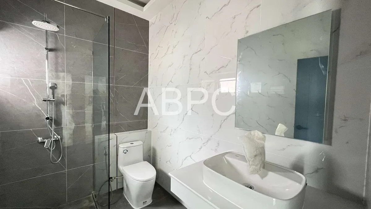 3 Bedrooms 3 Bathroom in East Pattaya photo 9