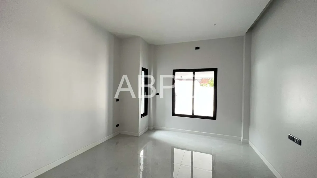 3 Bedrooms 3 Bathroom in East Pattaya photo 10