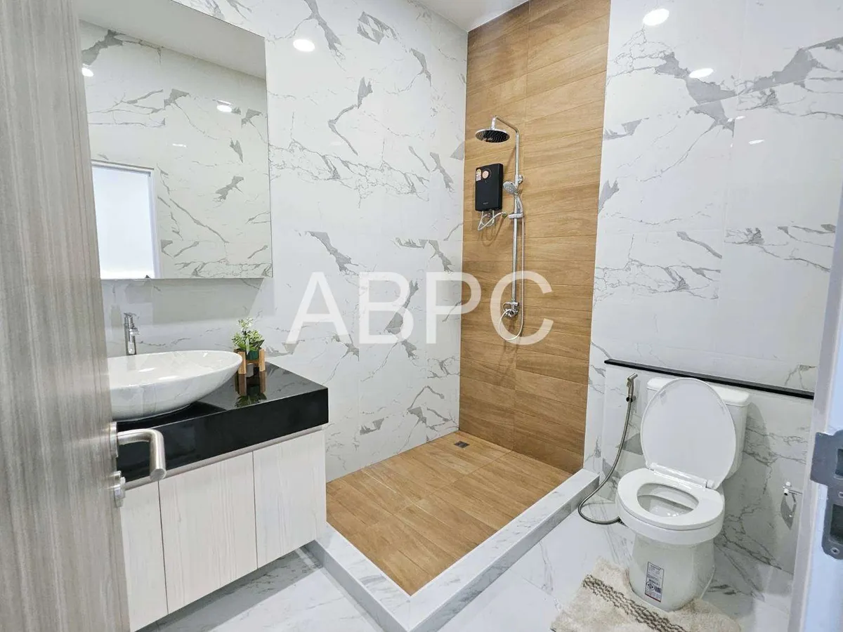 3 Bedrooms 4 Bathrooms in Huay Yai photo 13