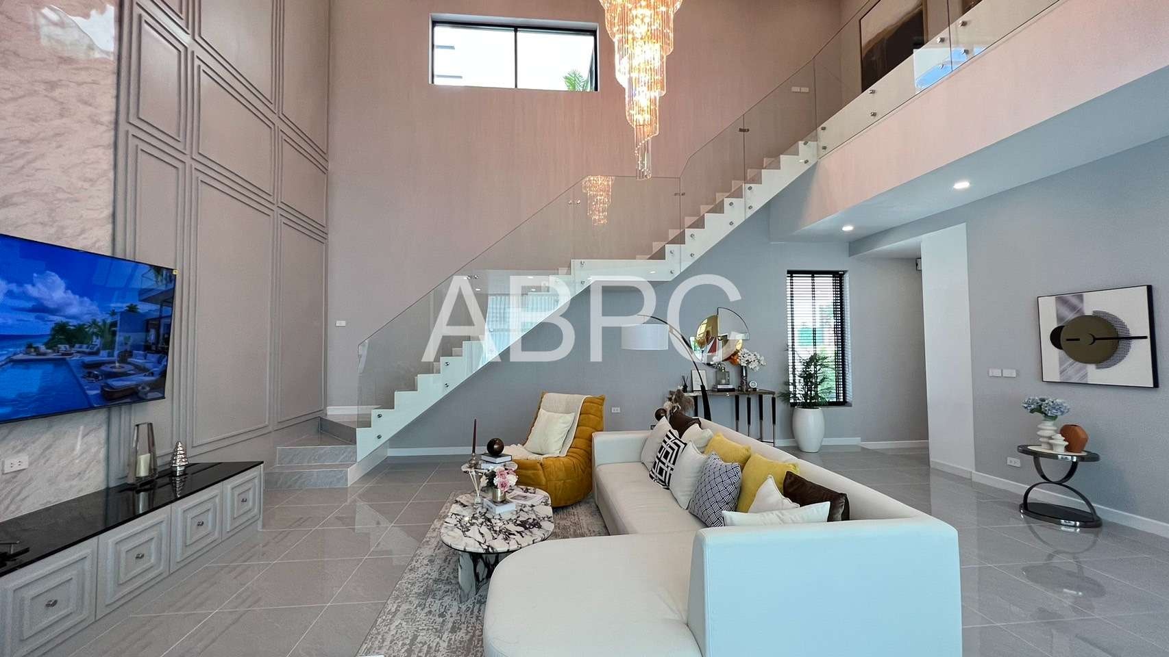 Luxury Pool villa 4 Bedrooms 4 Bathrooms in Huay yai photo 11