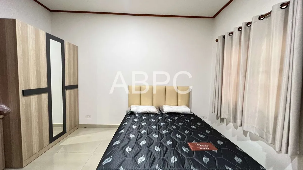 3 Bedrooms 5 Bathrooms in South Pattaya photo 8