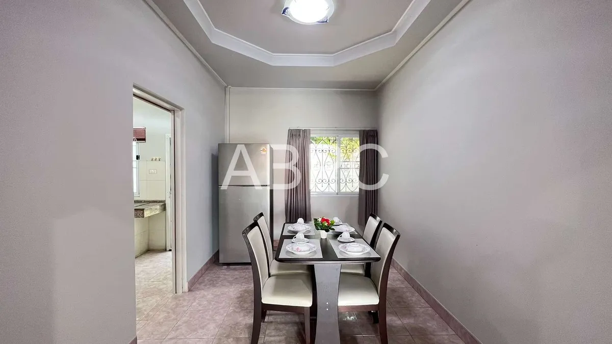 2 Bedrooms 3 Bathrooms in South Pattaya photo 12