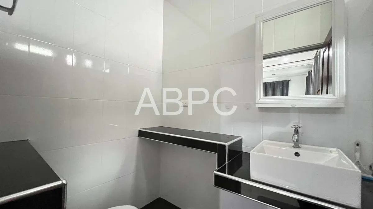 3 Bedrooms 2 Bathroom in East Pattaya photo 4