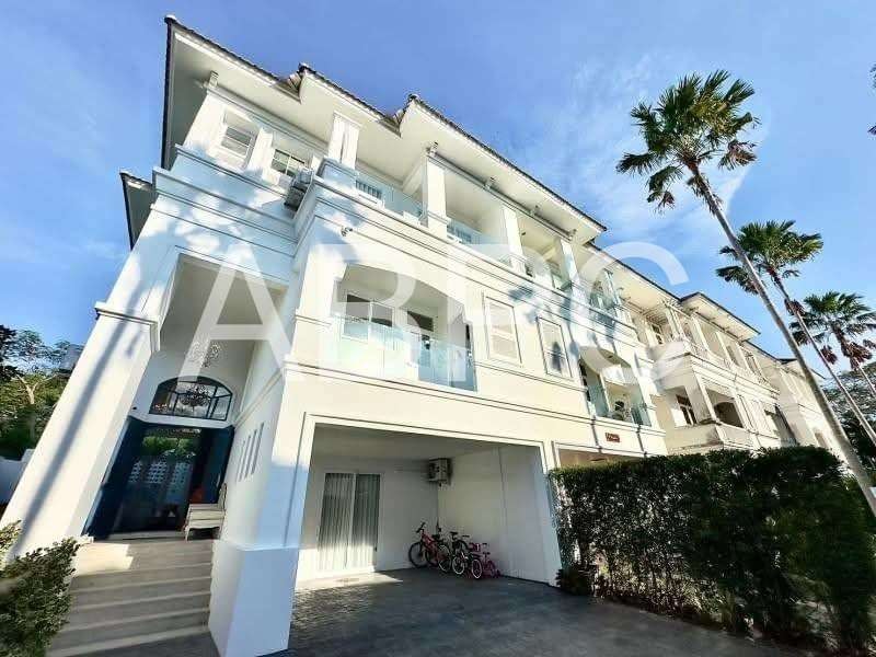 Pool Villa For Sale 100m. to Beach