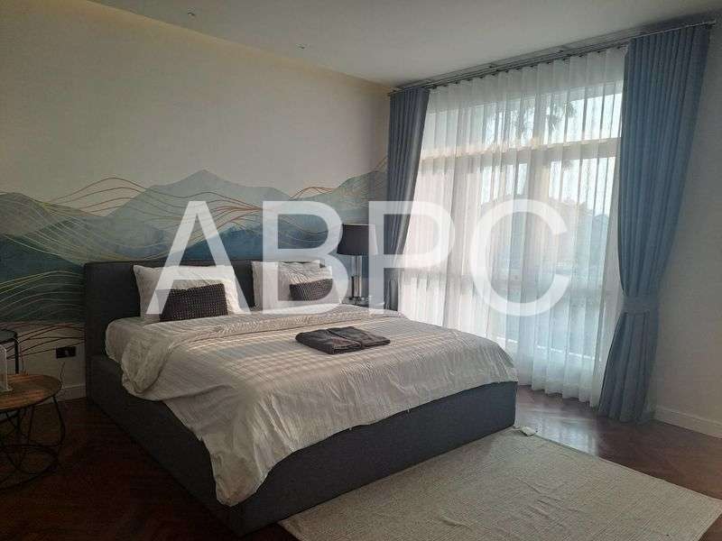 Pool Villa For Sale 100m. to Beach photo 5
