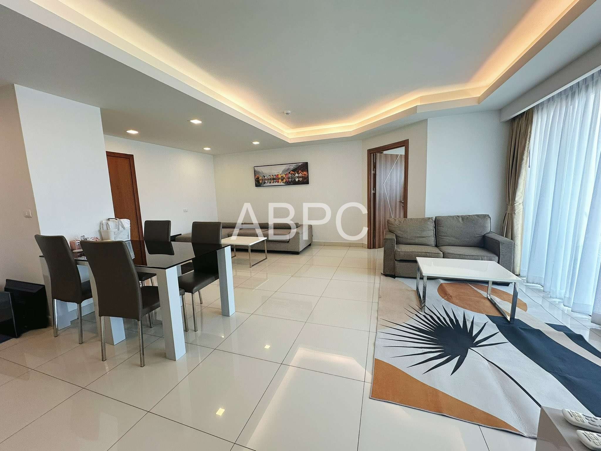 2 Bedroom Condo For Sale in Jomtien photo 10