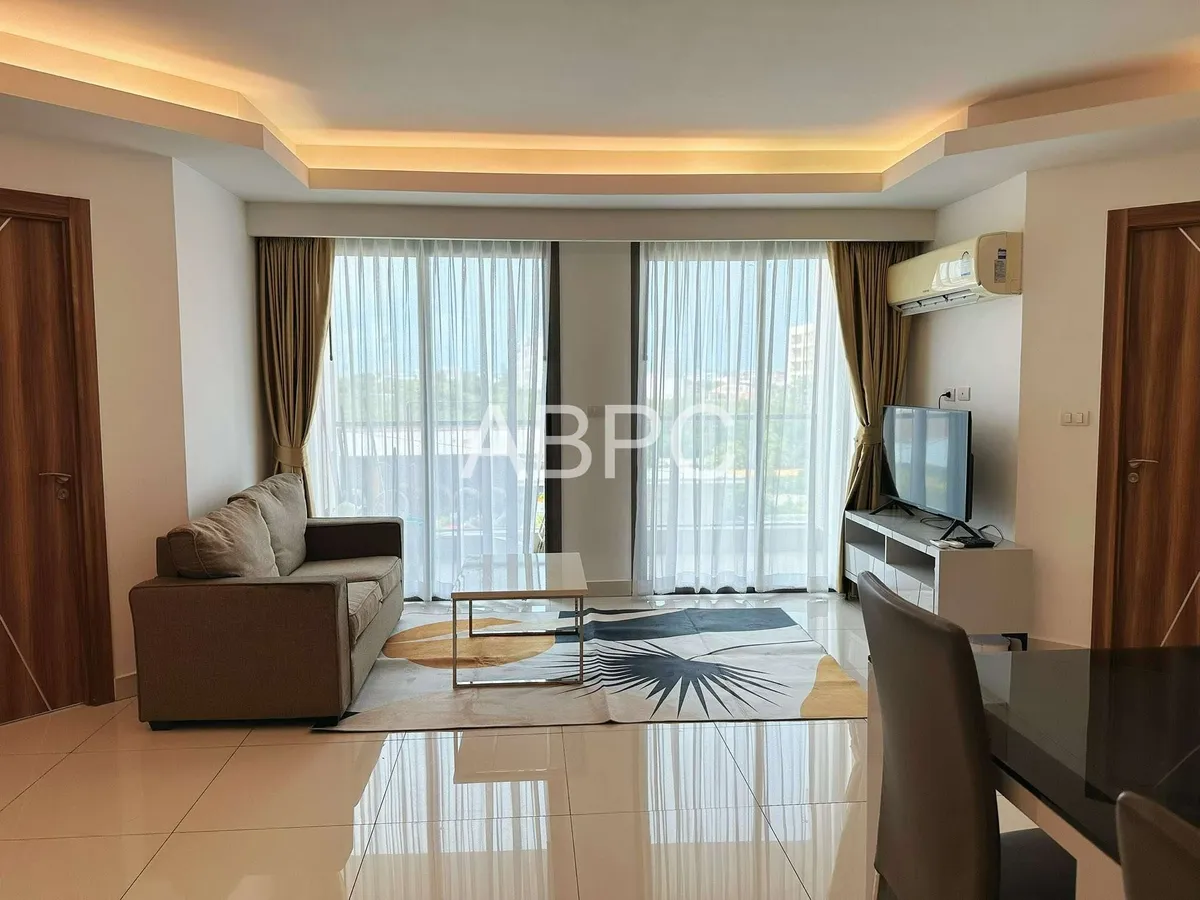 2 Bedroom Condo For Sale in Jomtien