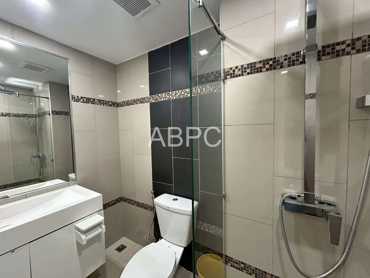 Studio 1 Bathroom in Pratumnak photo 6