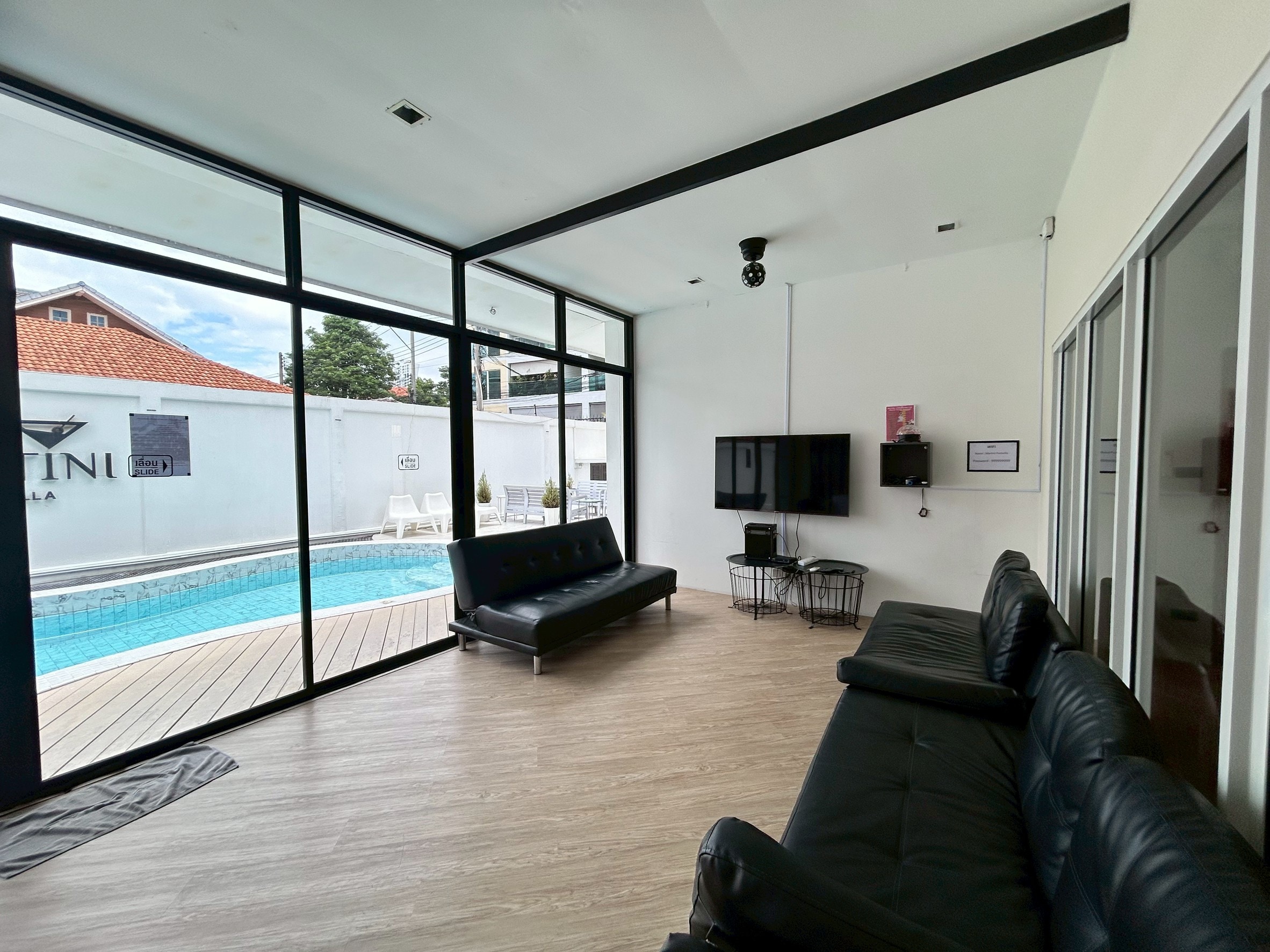 Beautiful 3 Bedroom 4 Bathroom Pool Villa in Pratumnak photo 36