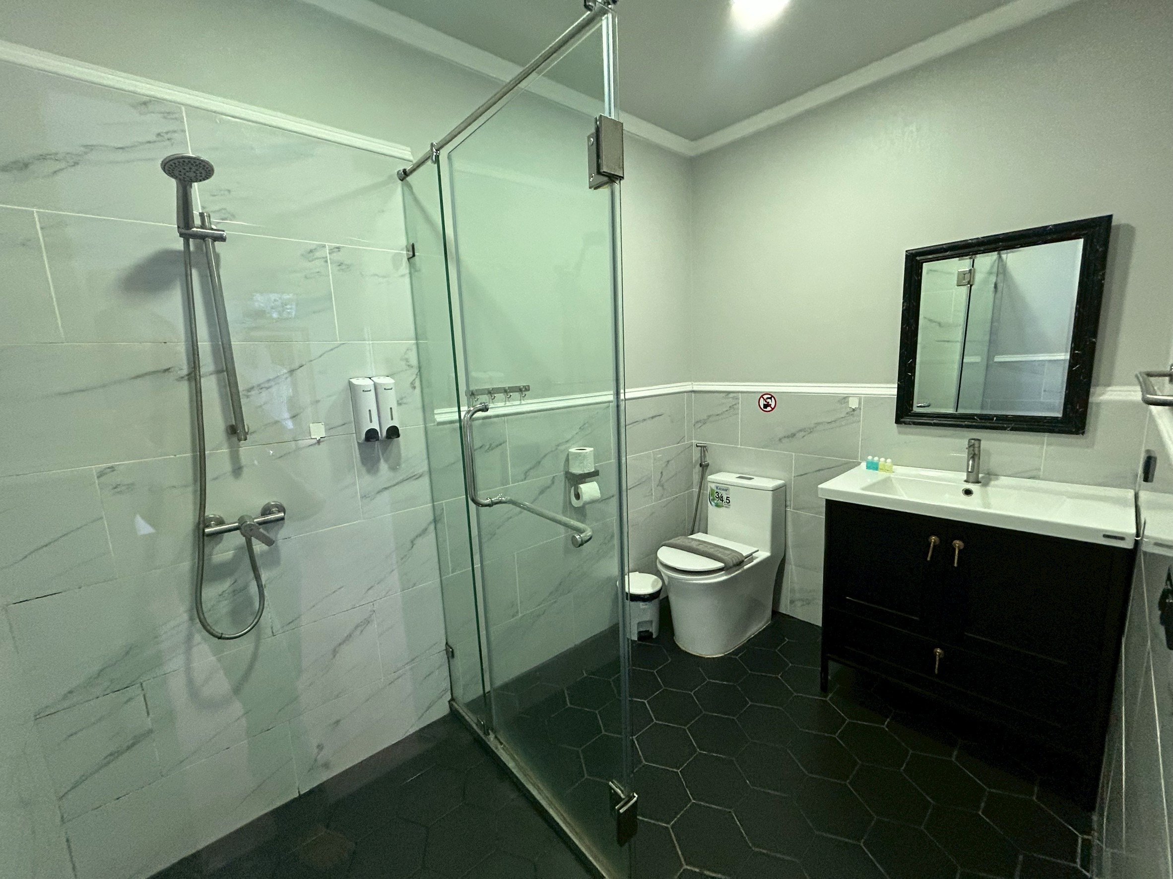 Beautiful 3 Bedroom 4 Bathroom Pool Villa in Pratumnak photo 33