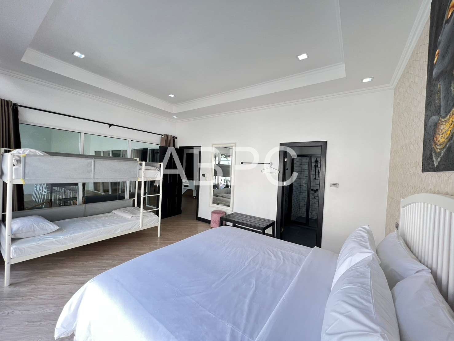 Beautiful 3 Bedroom 4 Bathroom Pool Villa in Pratumnak photo 9