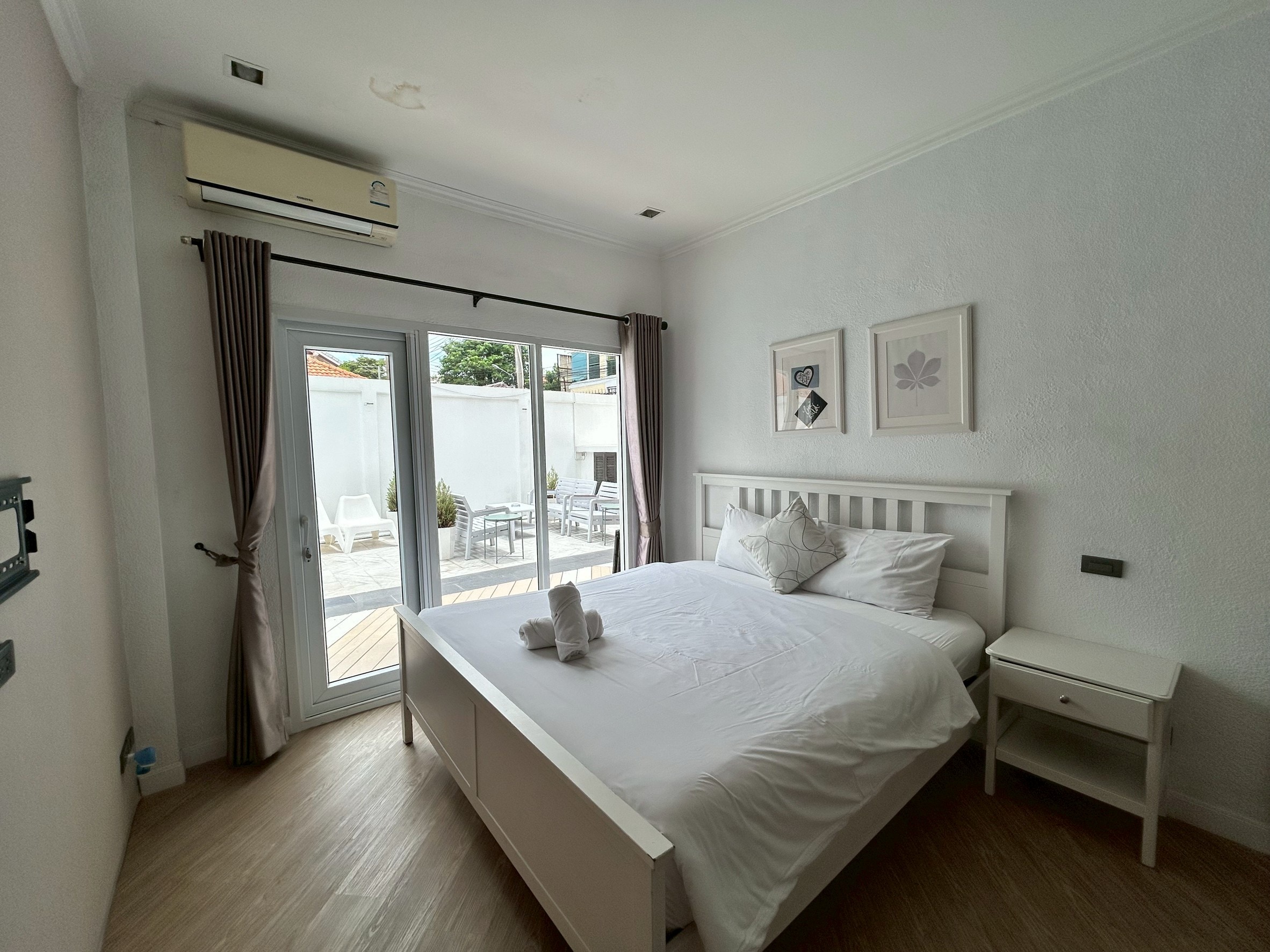 Beautiful 3 Bedroom 4 Bathroom Pool Villa in Pratumnak photo 40