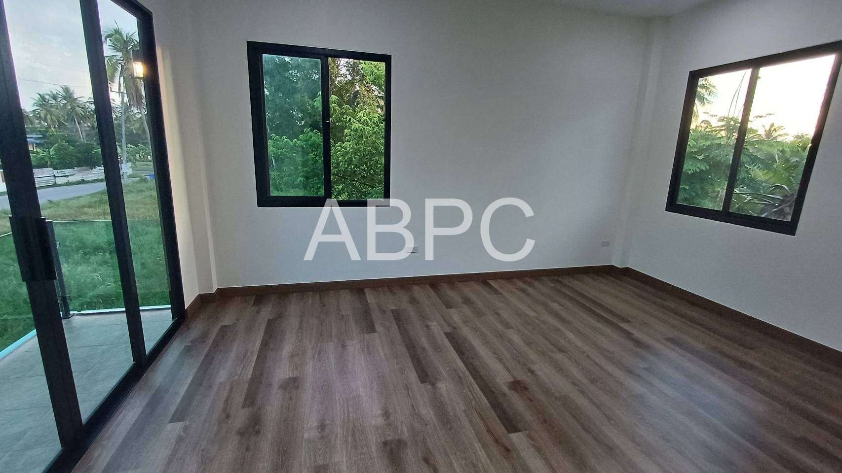 Brand New Three Bedroom Two Bathroom Villa In Huay Yai photo 5