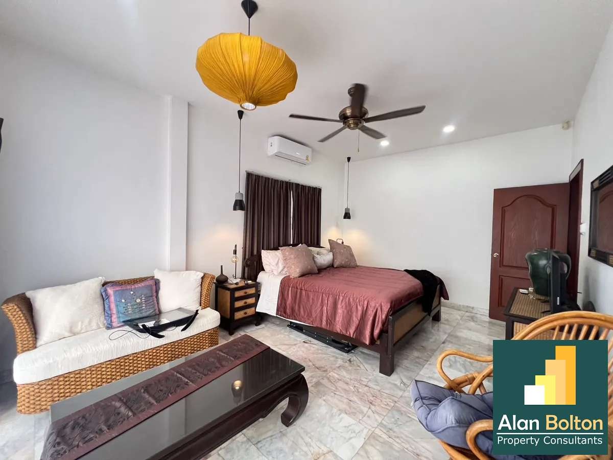 Three Bedroom Three Bathroom Pool Villa in Popular East Pattaya Village photo 9