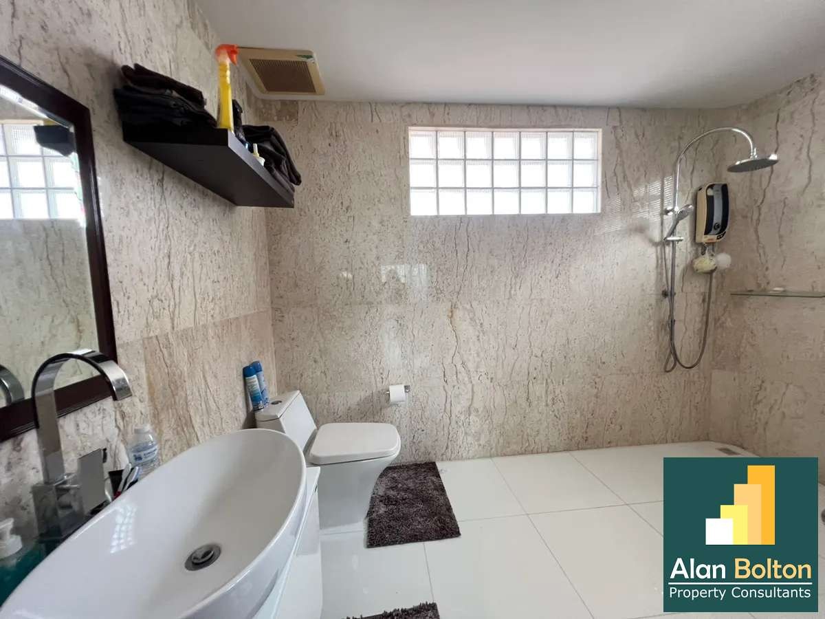 Three Bedroom Three Bathroom Pool Villa in Popular East Pattaya Village photo 21