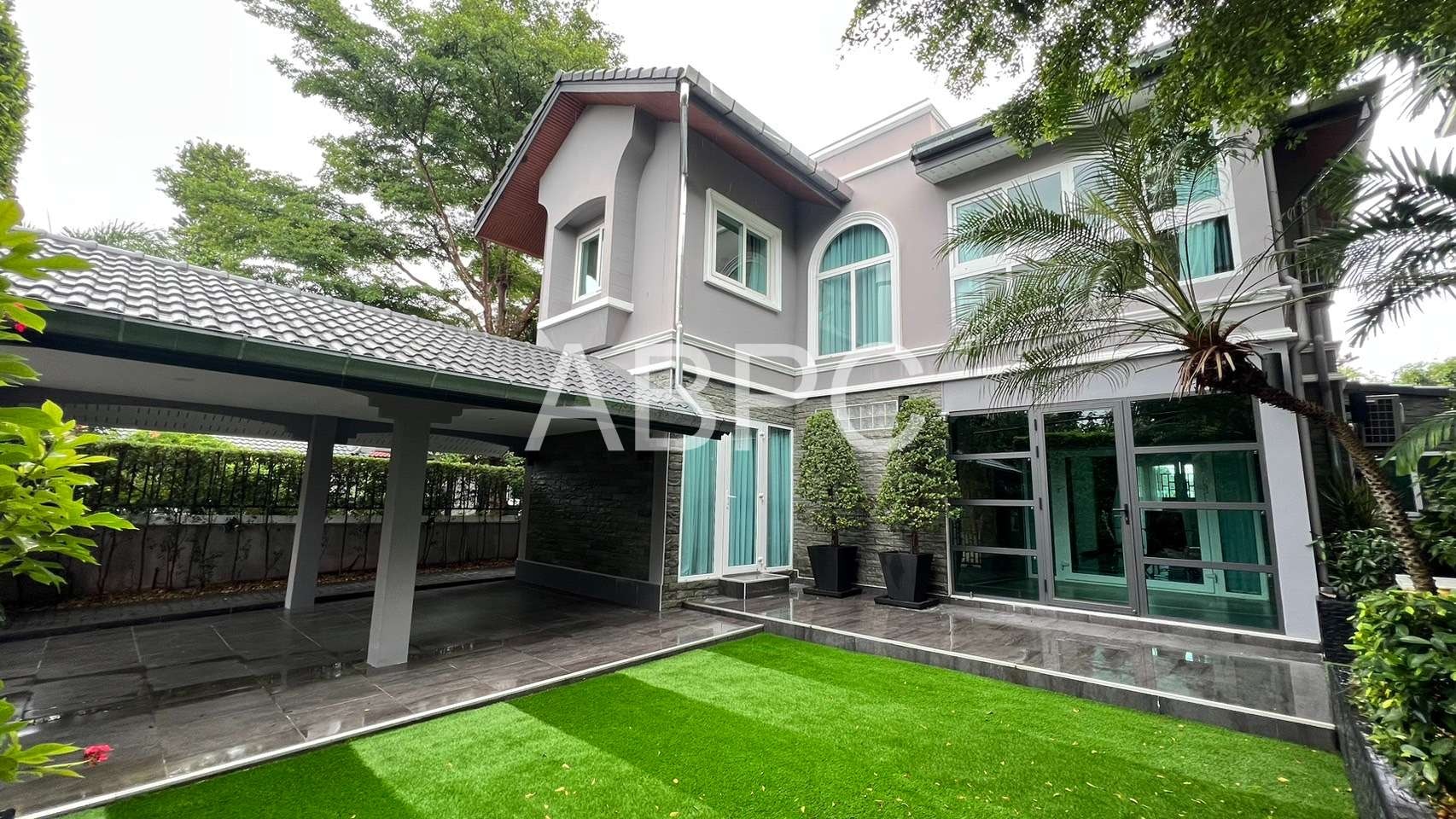 3 Bed 3 Bath House In East Pattaya
