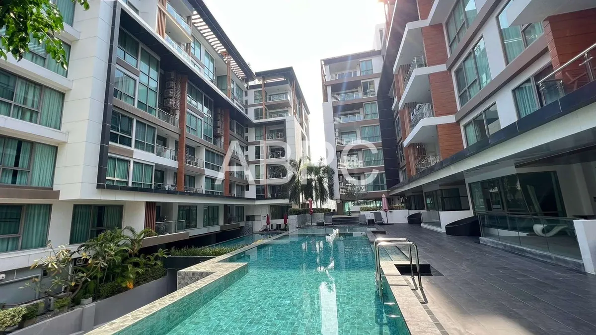 Pool access 3 Bedroom 2 Bathroom in Central Pattaya photo 6