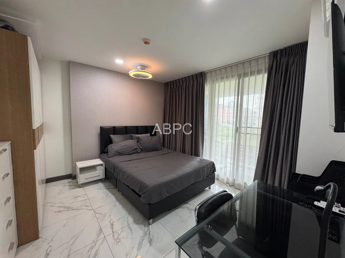 Pool access 3 Bedroom 2 Bathroom in Central Pattaya photo 7
