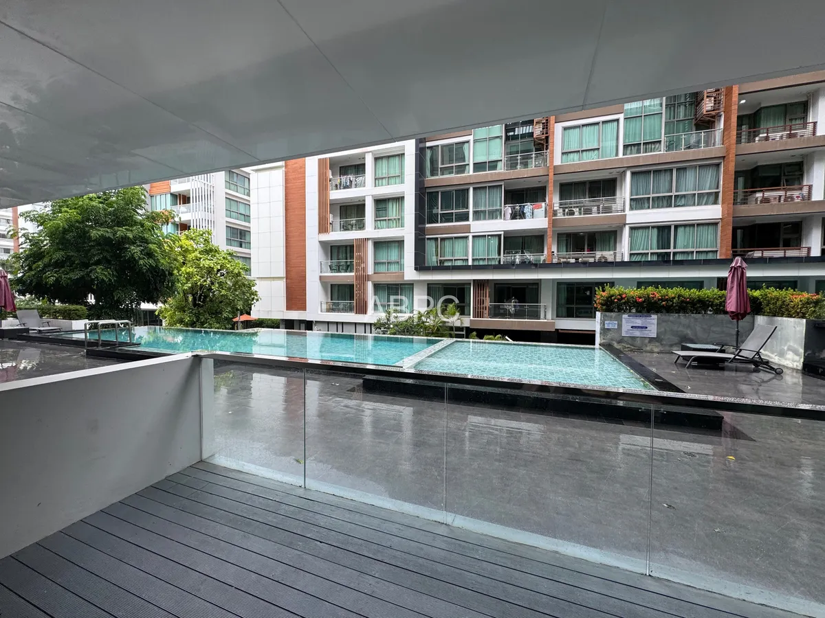 Pool access 3 Bedroom 2 Bathroom in Central Pattaya photo 8