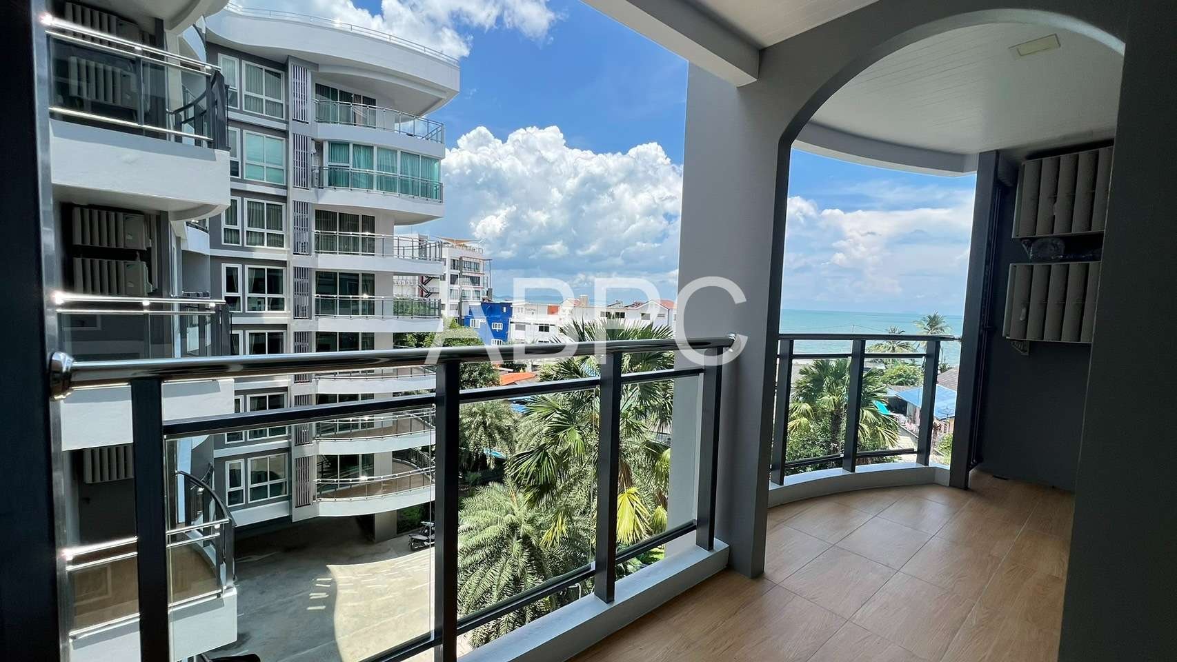 3 Bedrooms 2 Bathroom in Jomtien photo 4