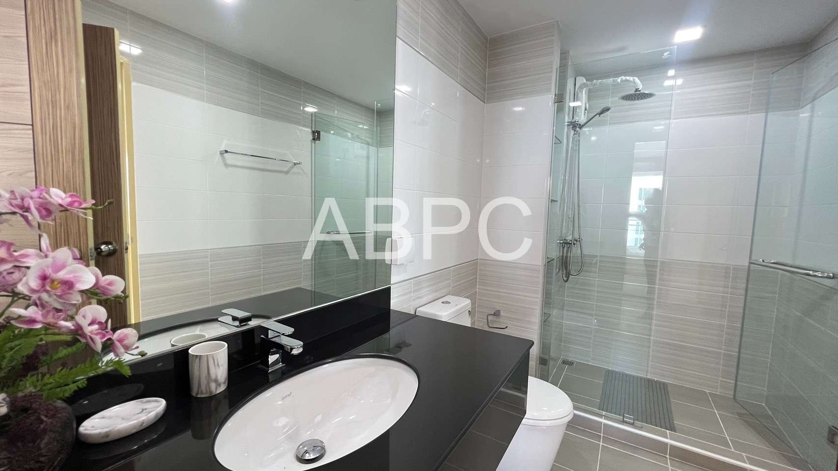 2 Bedroom 2 Bathroom in Jomtien photo 12