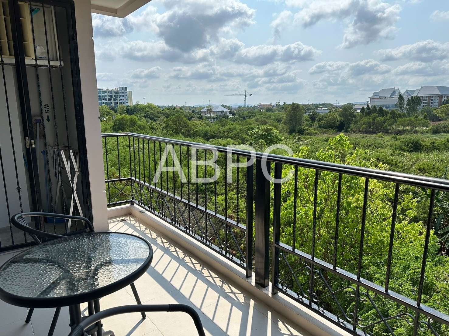 2 bedroom Condo For Sale In Jomtien photo 10