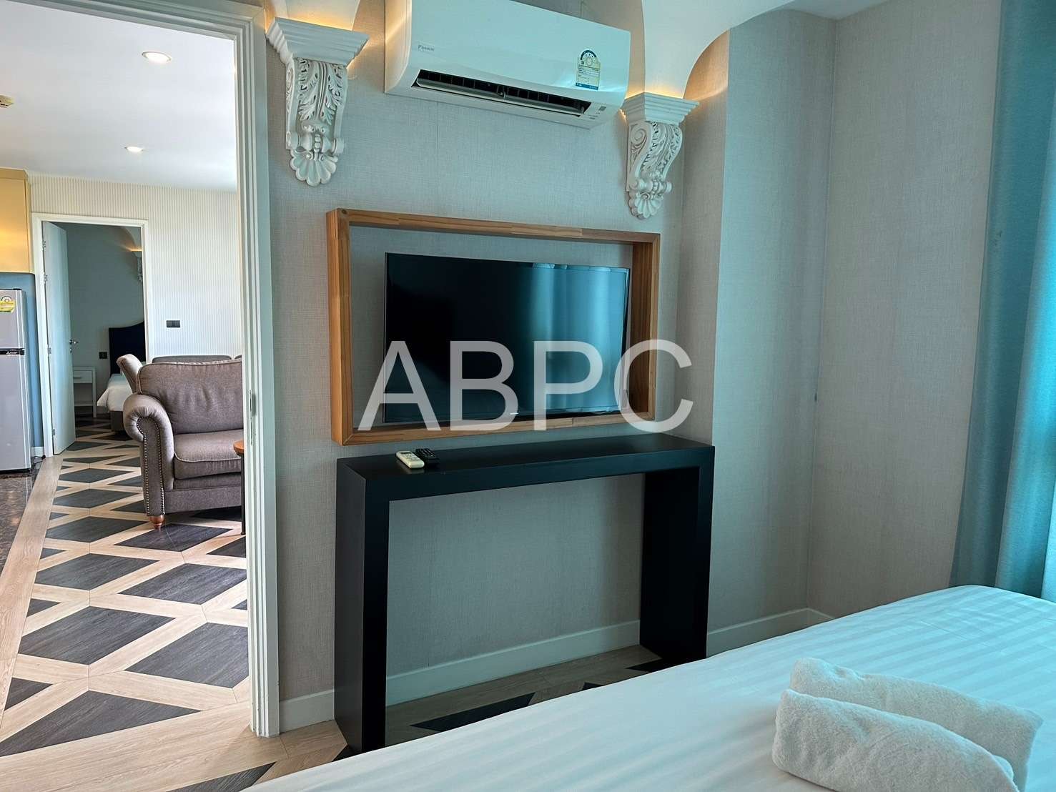 2 bedroom Condo For Sale In Jomtien photo 12