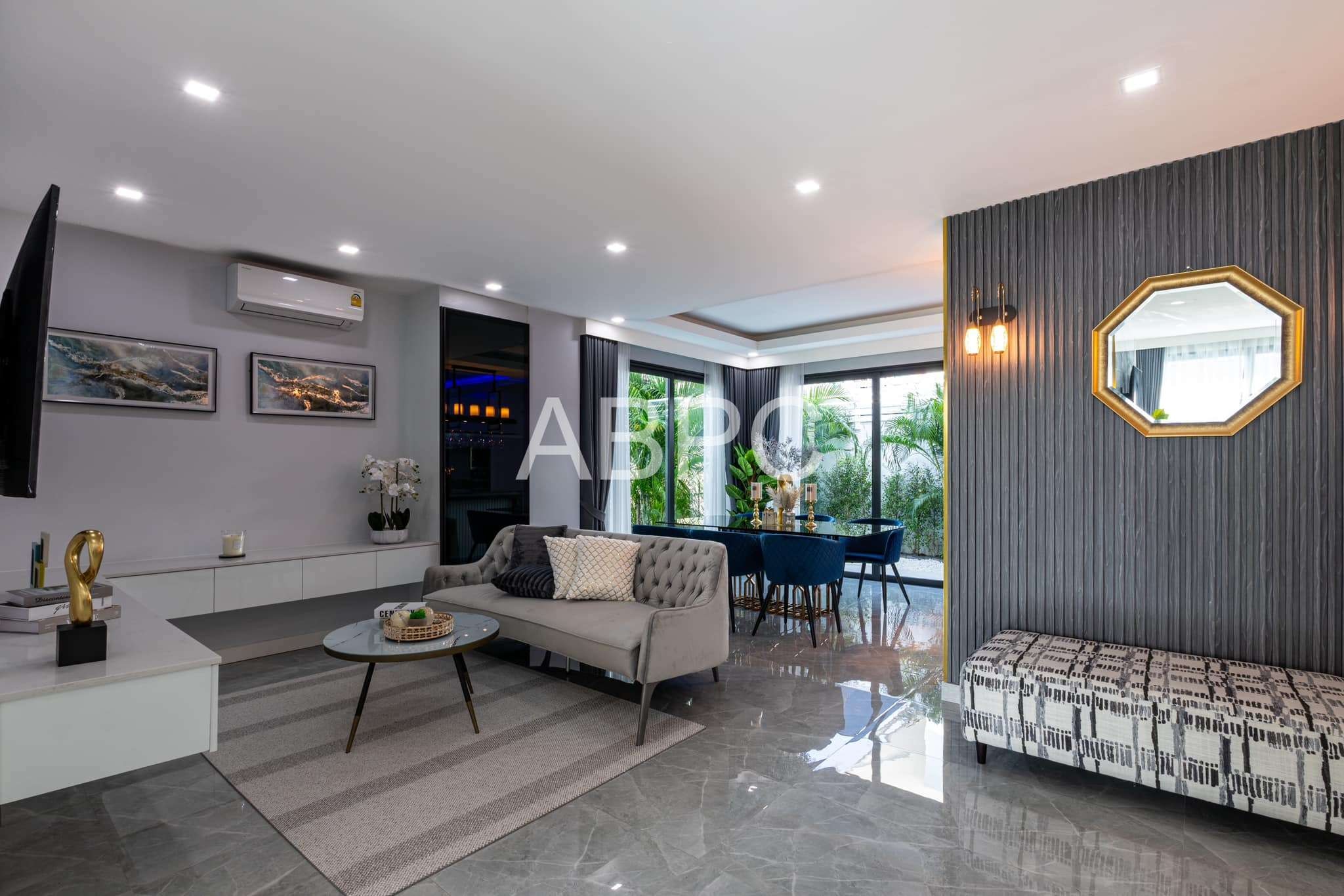 Brand New Modern Luxury 5 Bed 5 Bath Pool Villa In Jomtien photo 9