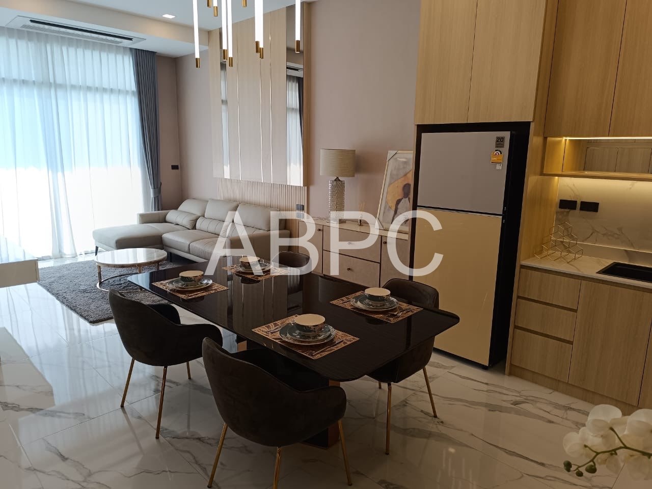 4 bed 3 Bath Townhouse In North Pattaya photo 7