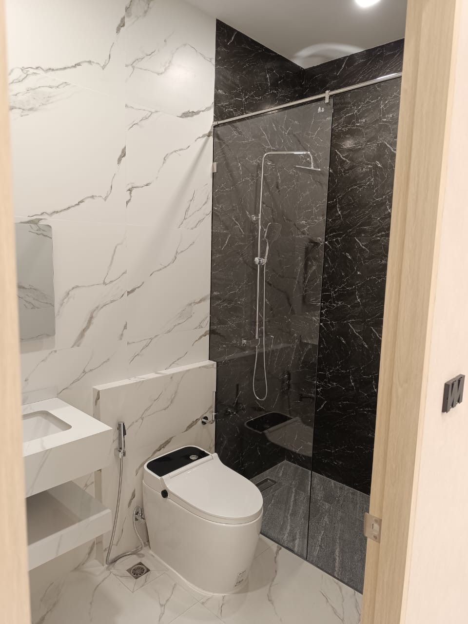 4 bed 3 Bath Townhouse In North Pattaya photo 21