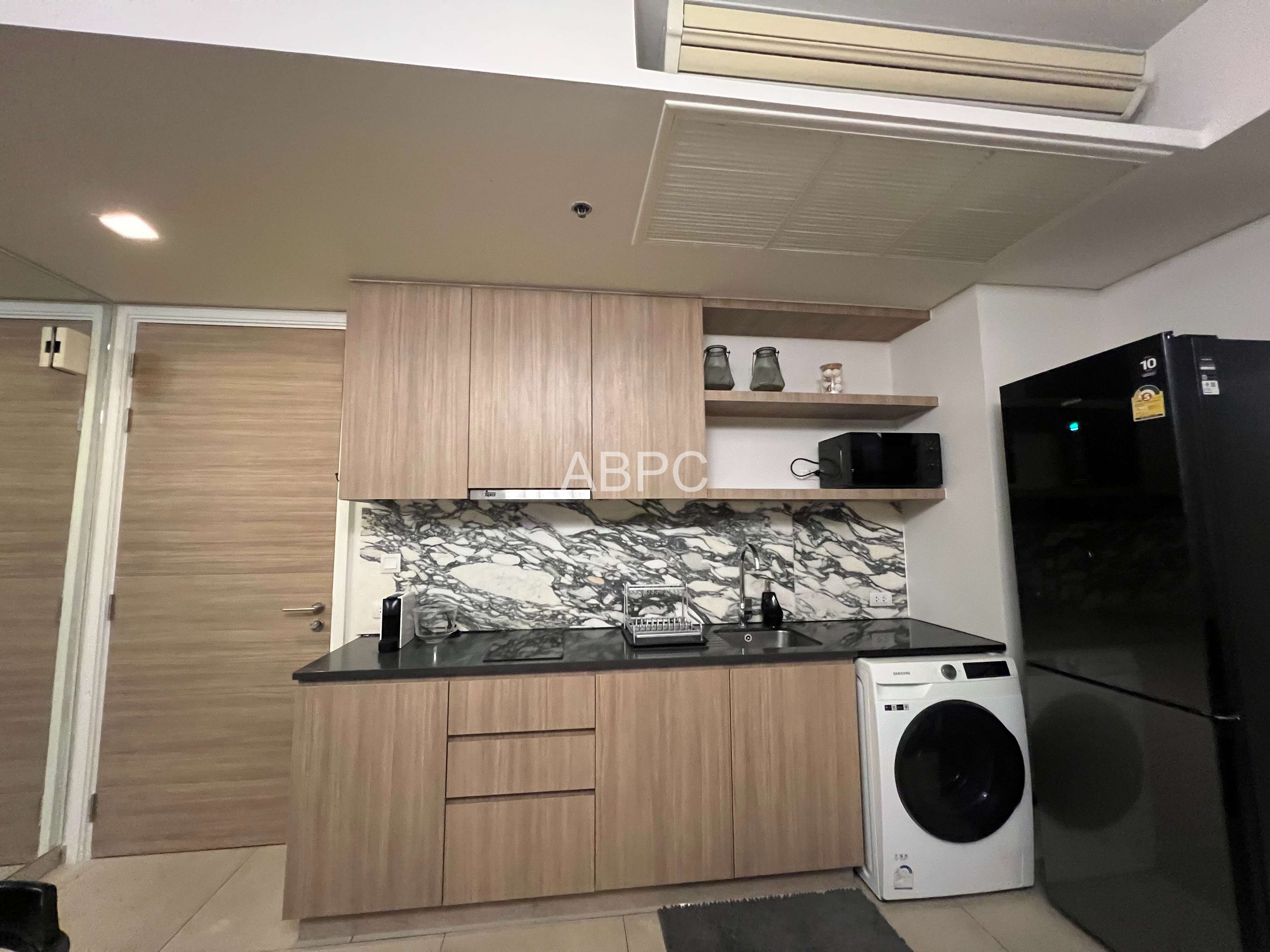 1 Bedroom Condo For Sale - Zire Wongamat photo 8