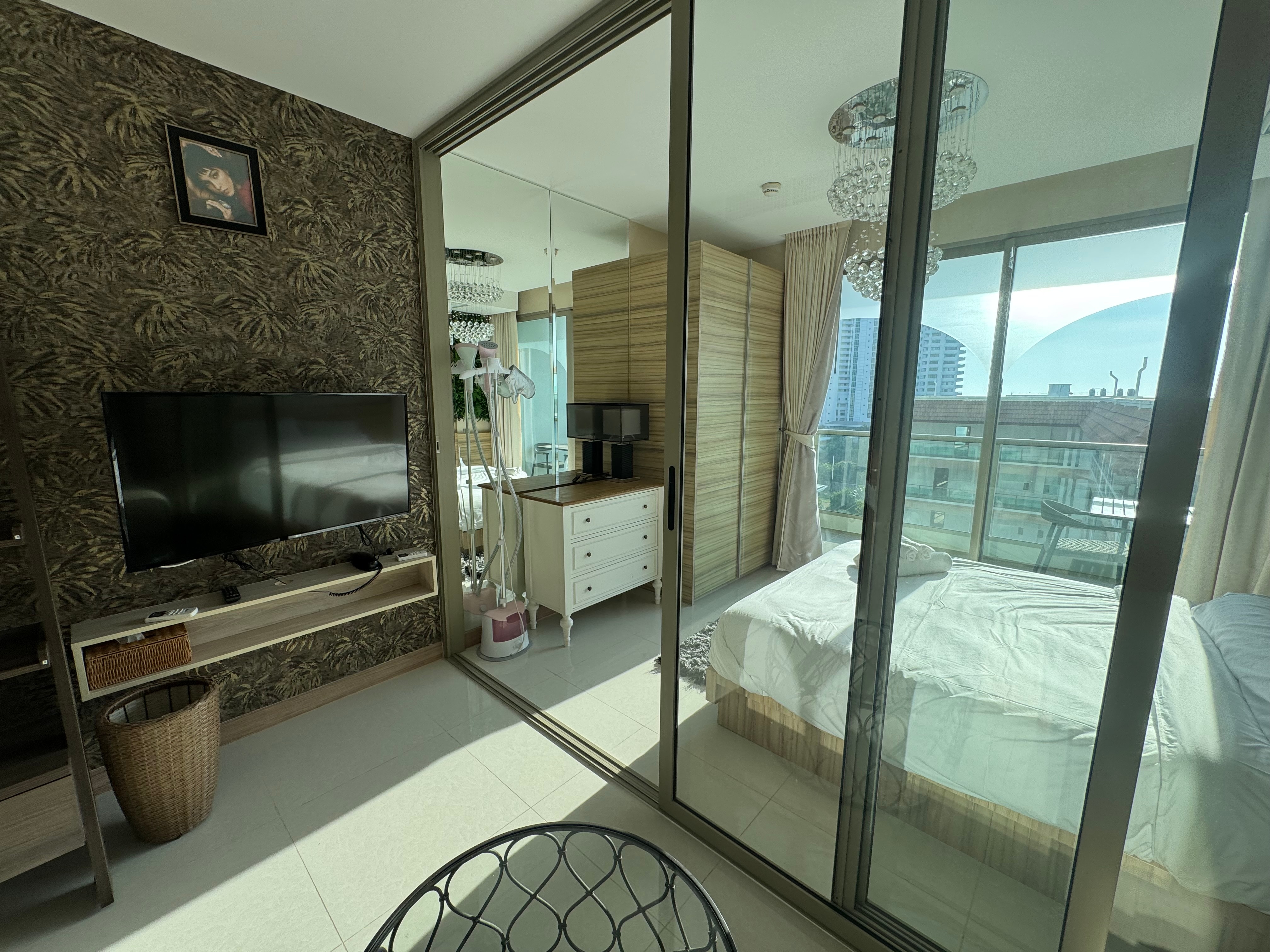 Like New Luxury 1 Bed 1 Bath Condo In Jomtien photo 18