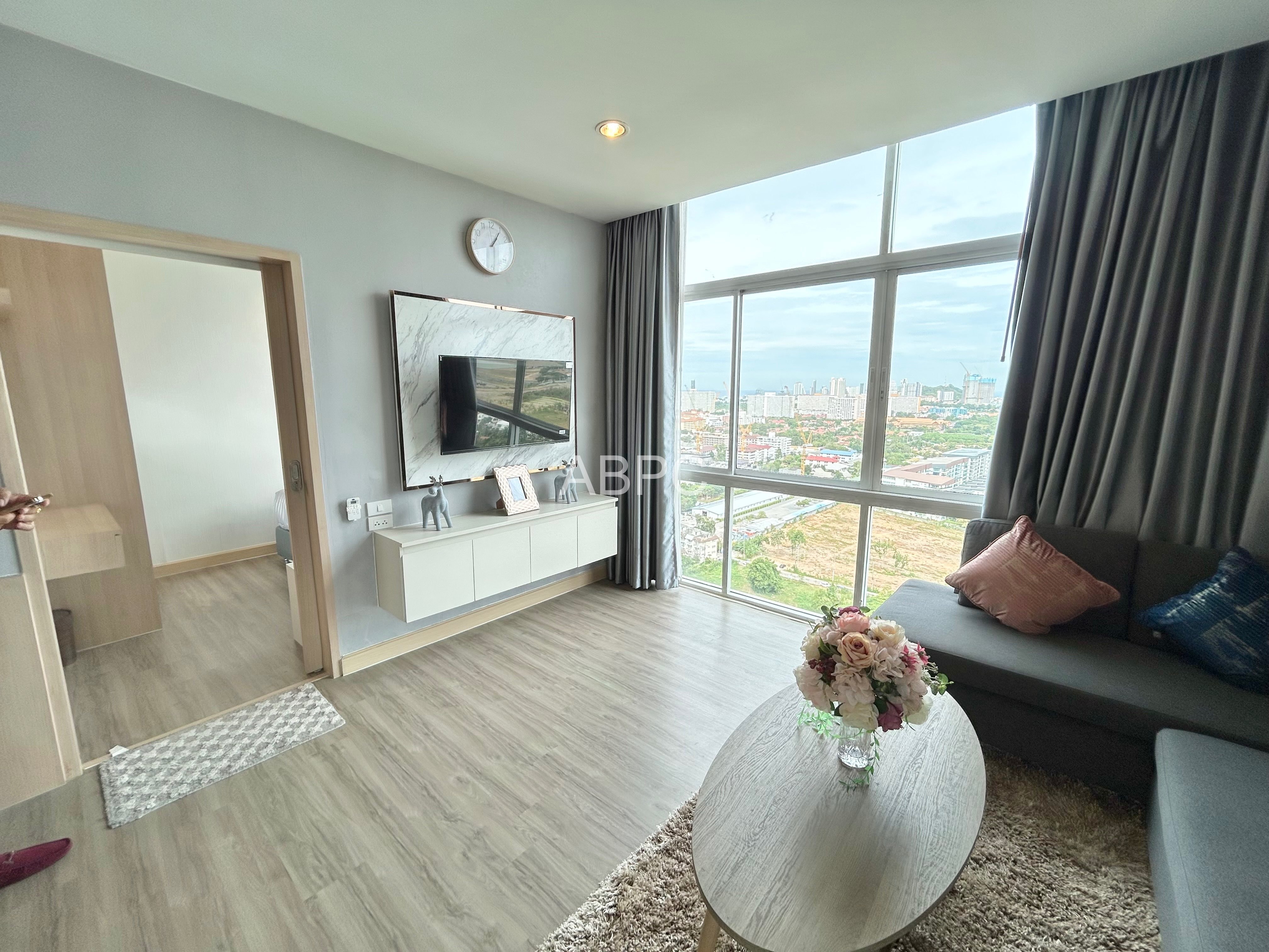 Ocean View Condo For Sale In Jomtien photo 9