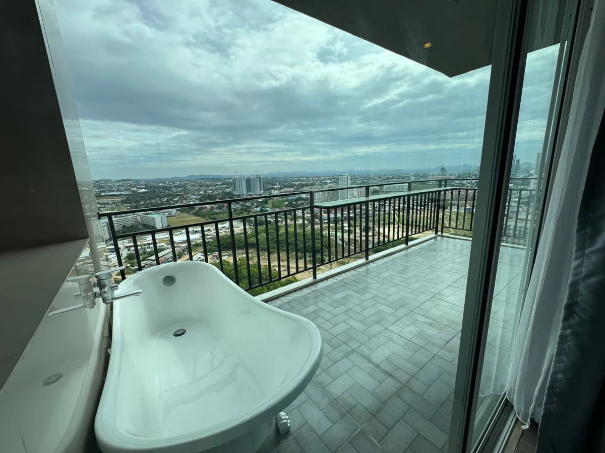 Panoramic City & Ocean View 1 Bedroom Condo in Jomtien photo 15