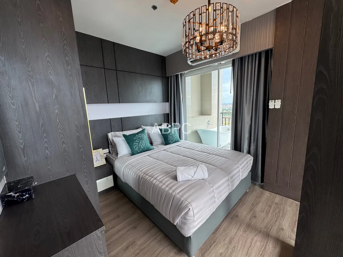 Panoramic City & Ocean View 1 Bedroom Condo in Jomtien photo 10