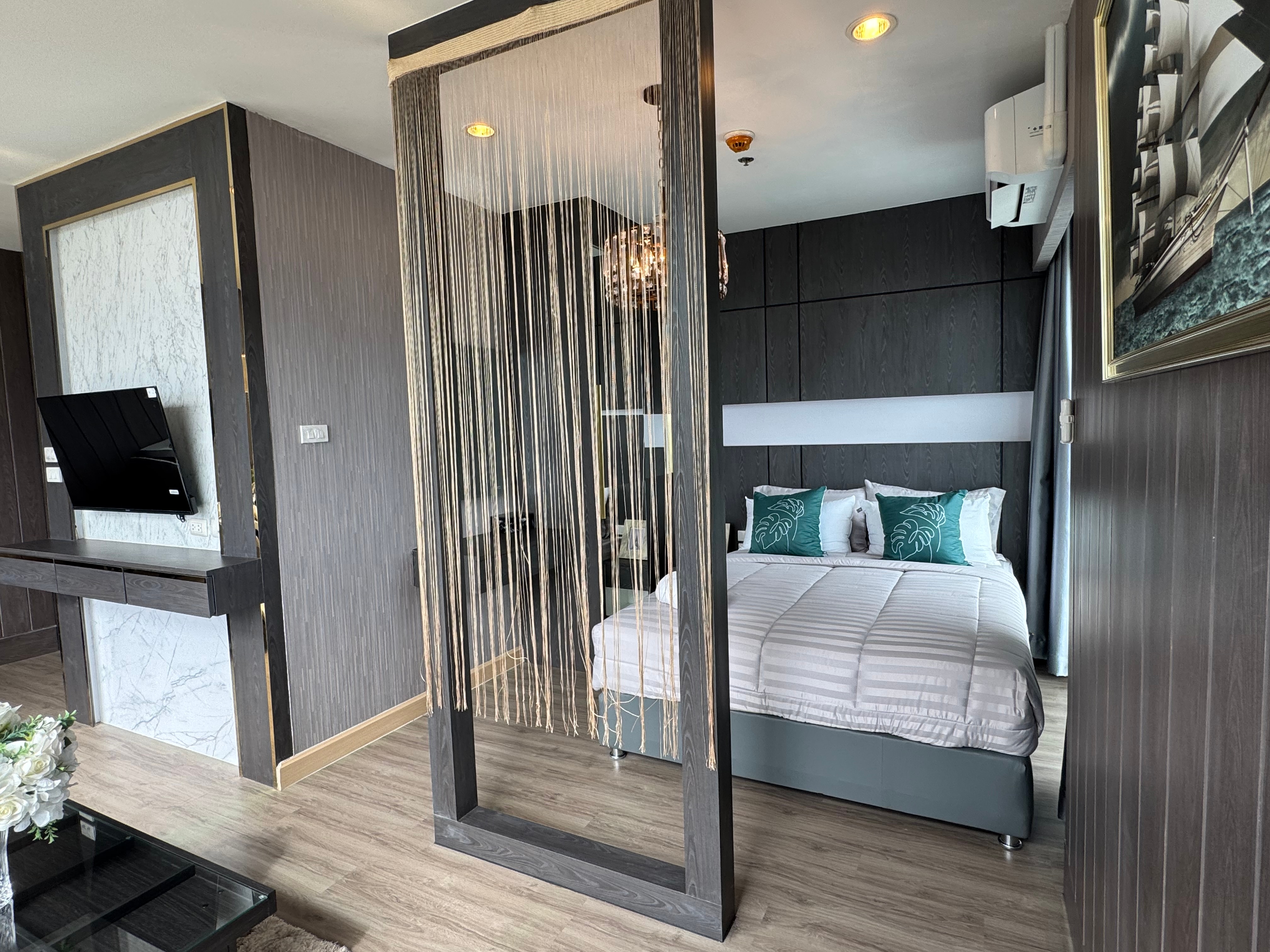 Panoramic City & Ocean View 1 Bedroom Condo in Jomtien photo 19