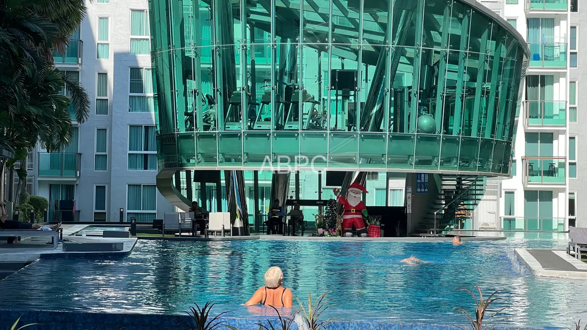 3 Bedrooms 2 Bathrooms in Central pattaya