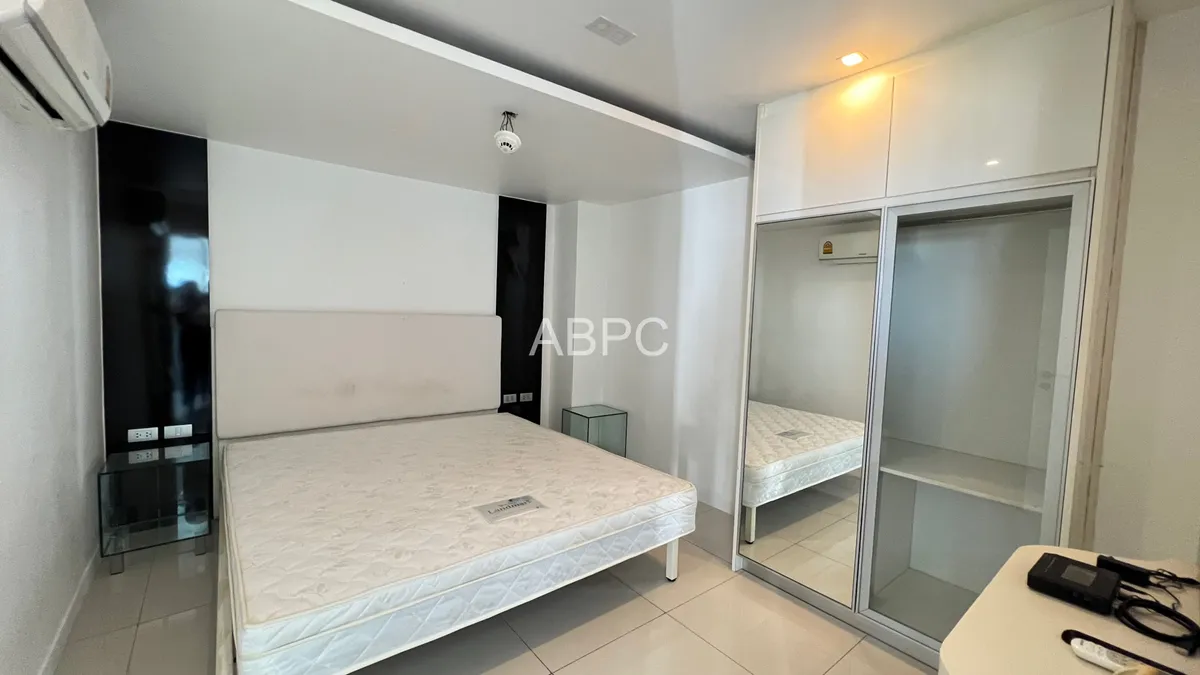 3 Bedrooms 2 Bathrooms in Central pattaya photo 3