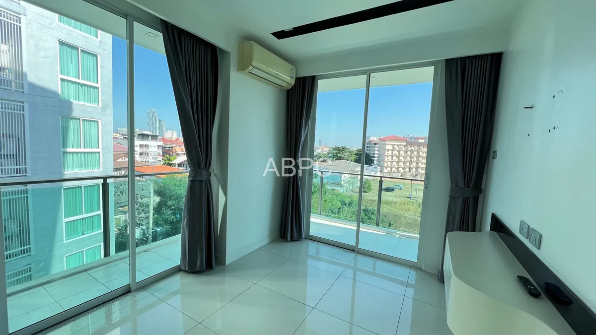 3 Bedrooms 2 Bathrooms in Central pattaya photo 6