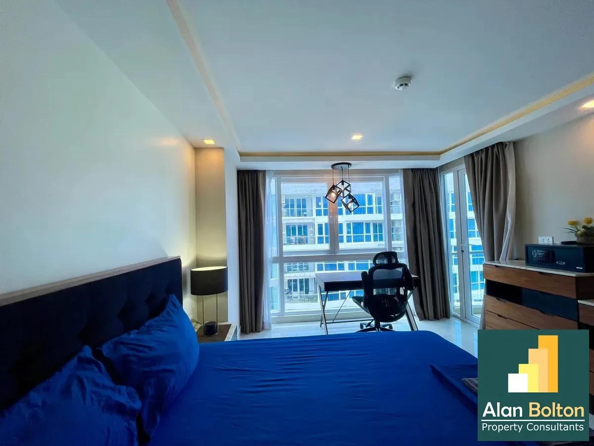 Pool View 2 Bed 2 Bath Condo In Central Pattaya photo 13